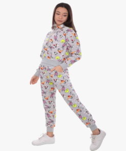 HomePage 26 It is hooded. made of combed cotton fabric. printed Cartoon Character on gey fabric The waist and cuffs of the sweatpants are elastic. 2 side pockets. The sweatpants have an elastic waist.